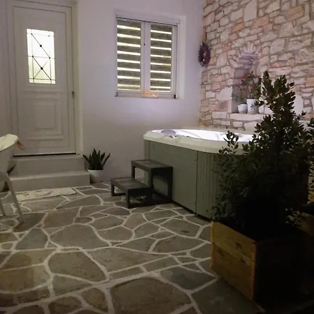 Flora In Paros * 나오우사