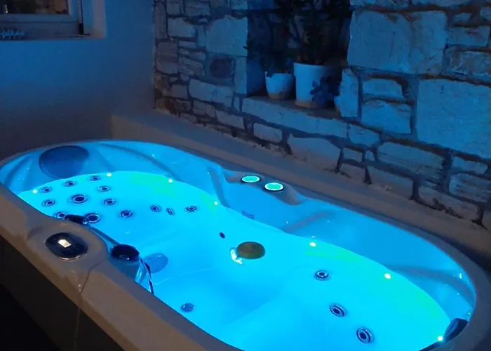 Apartamento Flora In Paros