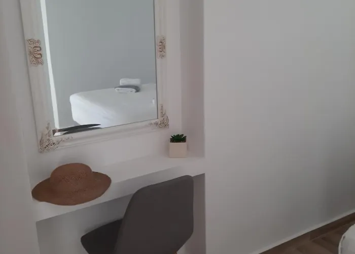 Flora In Paros Apartamento *